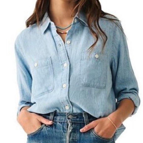 NEW Faherty Chambray Woven Spread Collar Long Sleeve Button Front Shirt - Picture 3 of 9